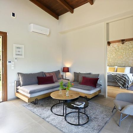 Amfikleia Chalet By Relax In Greece Zewnętrze zdjęcie
